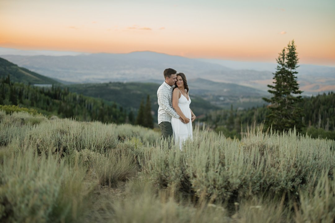 Lee and Sydney’s Summer Park City Engagement Session