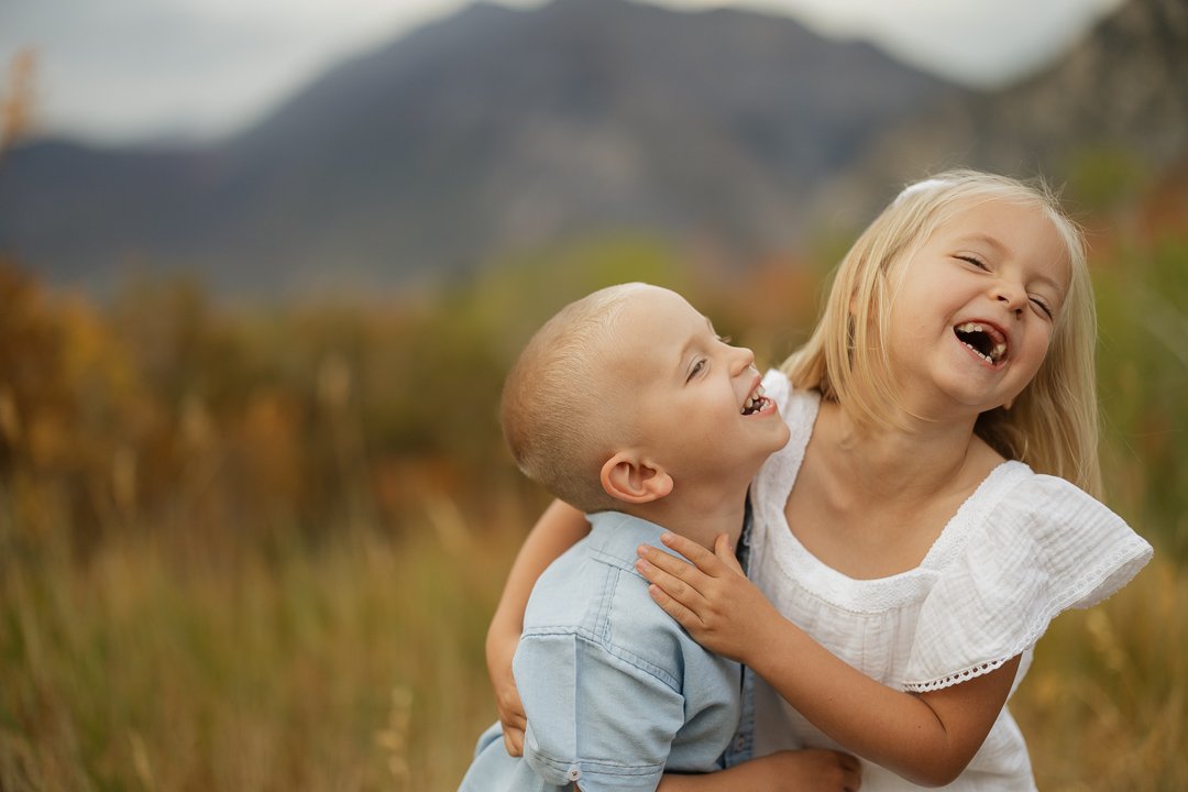 Spicer Family’s Fall Family Photos in Provo Canyon