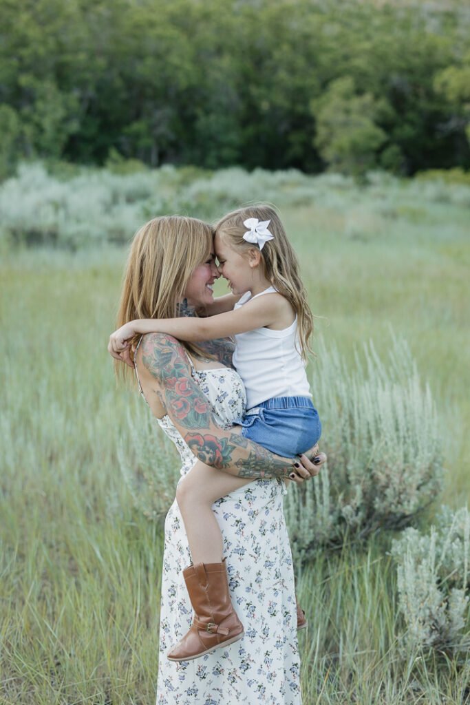 Family photo session near Snowbasin Resort in the mountains of Utah